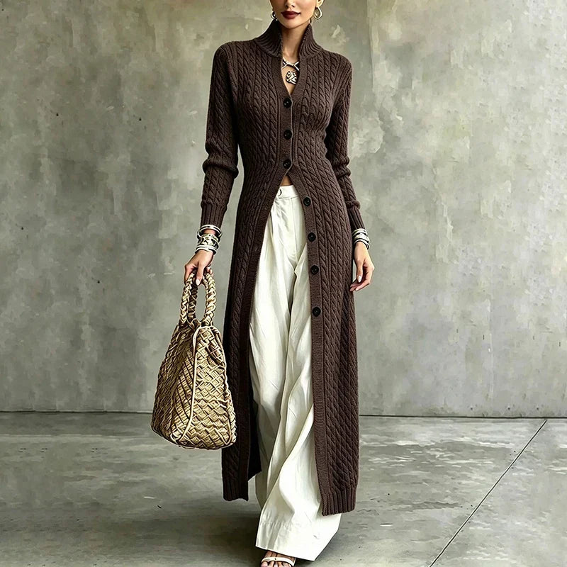 Queenie - Langer Kabelstrick-Cardigan