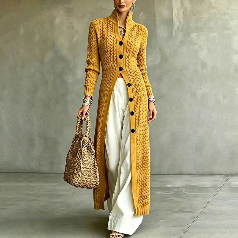 Queenie - Langer Kabelstrick-Cardigan