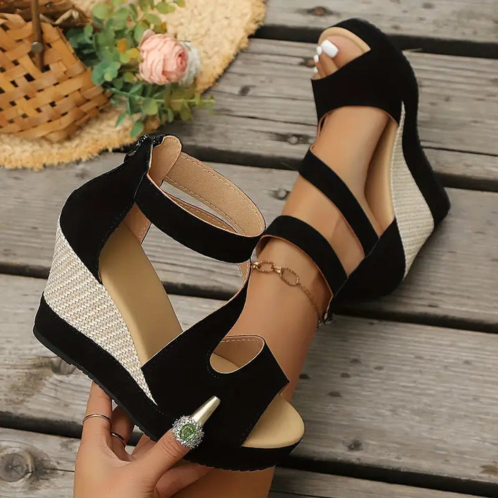 Rosalyn - Keilsandalen mit überkreuzten Riemen