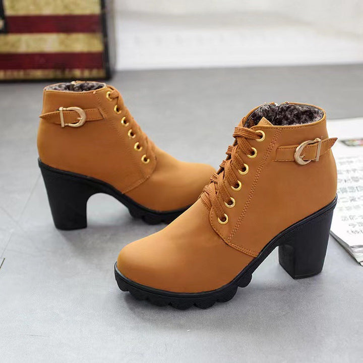 Mara - Plüschgefütterte Blockabsatz-Stiefel