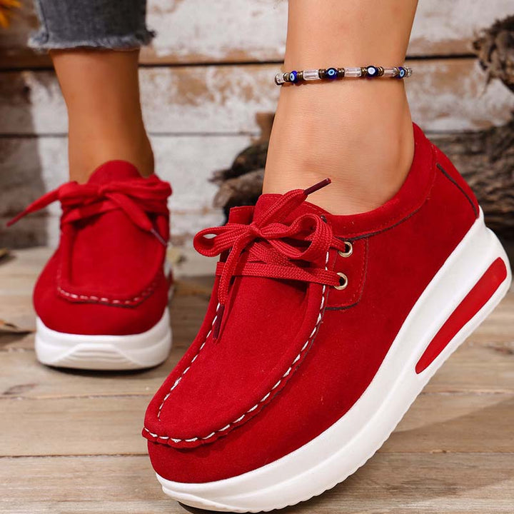 Eirwen - Gepolsterte Plateauschnürschuhe