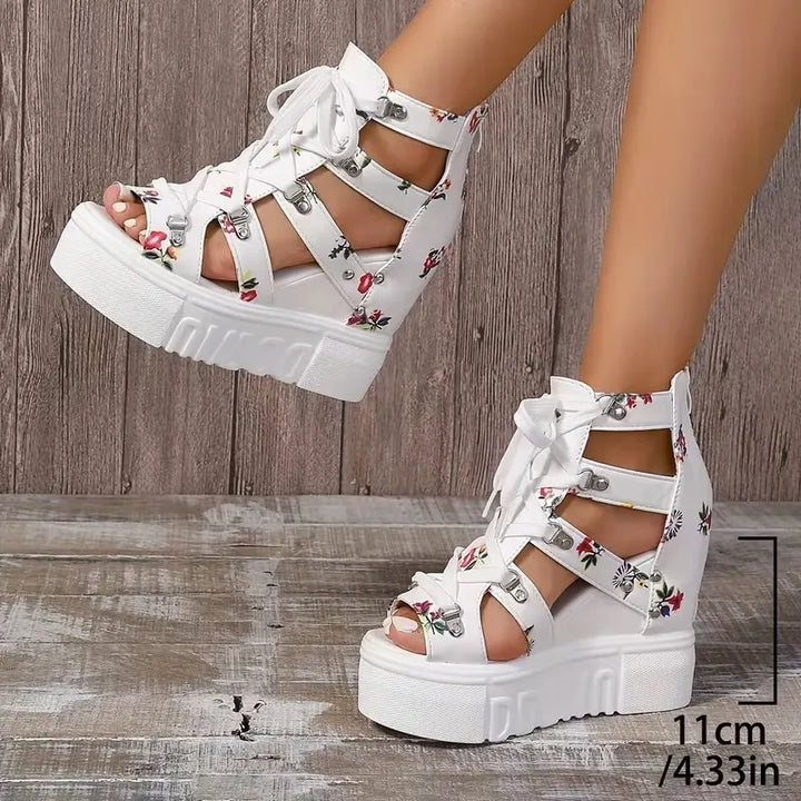 Gaelina - Florale Plateausandalen zum Schnüren