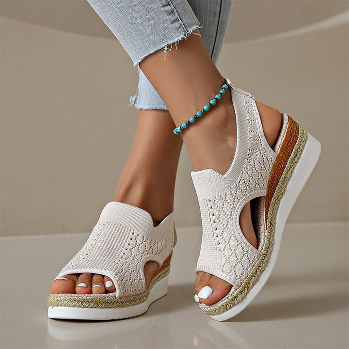 Orianne - atmungsaktive Peep-Toe-Wedges