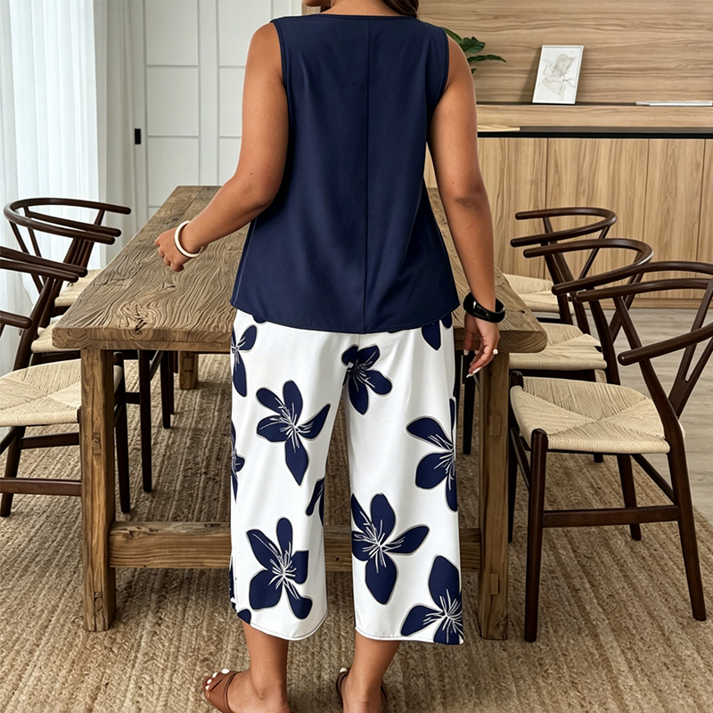 Marissa - Asymmetrisches Soft-Touch-Top & florales Capri-Set