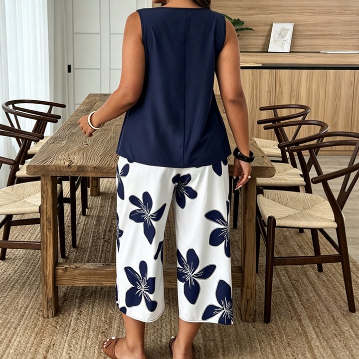 Marissa - Asymmetrisches Soft-Touch-Top & florales Capri-Set