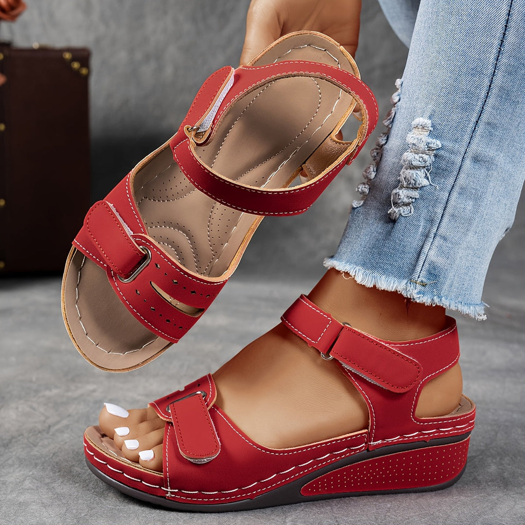 Quinnie - Stützende Sandalen