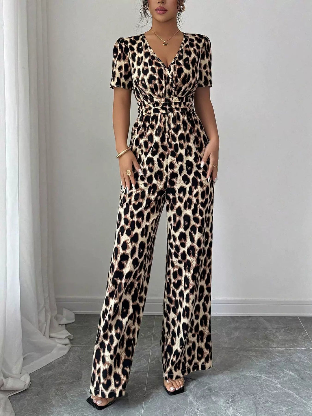 Eveliora - Eleganter Jumpsuit mit Animalprint