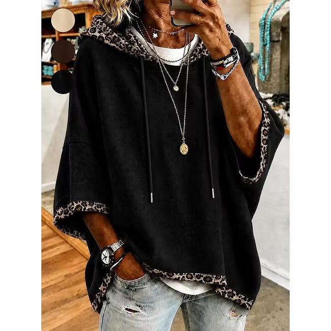 Aliz - Kapuzen-Sweatshirt mit Fledermausärmeln und Leopardenbesatz