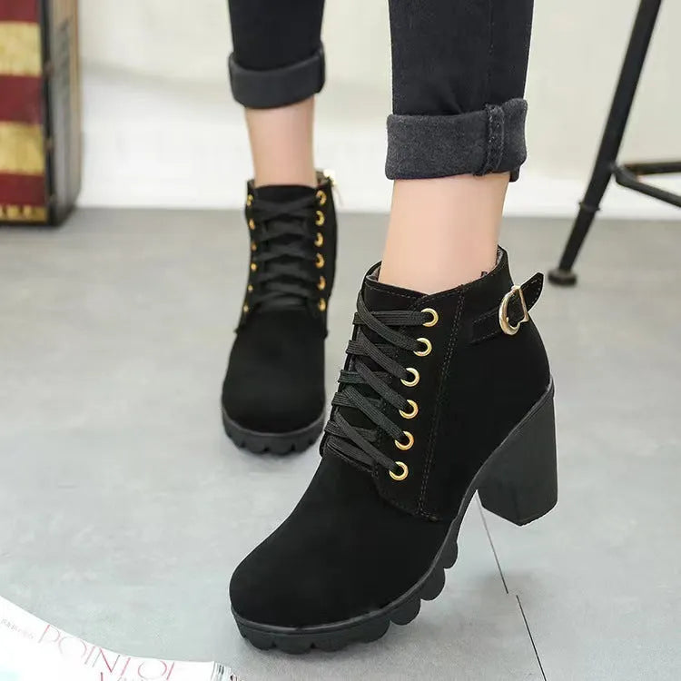 Mara - Plüschgefütterte Blockabsatz-Stiefel