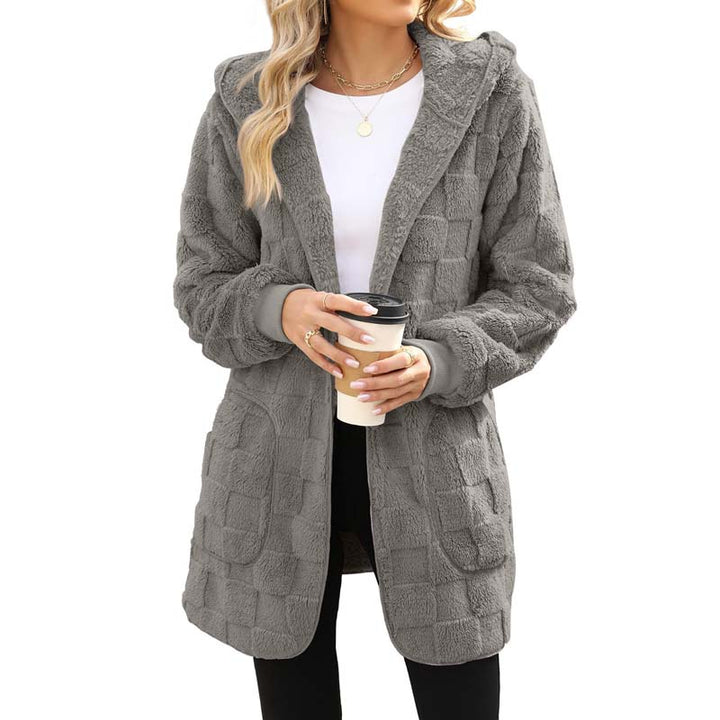 Zinnabelle - flauschige Kapuzenstrickjacke