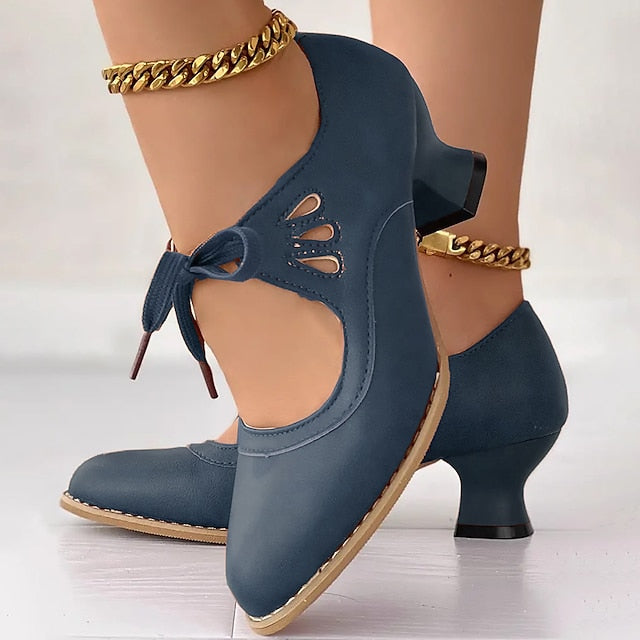 Veralyn - Vintage Schnürpumps mit Kitten-Heels