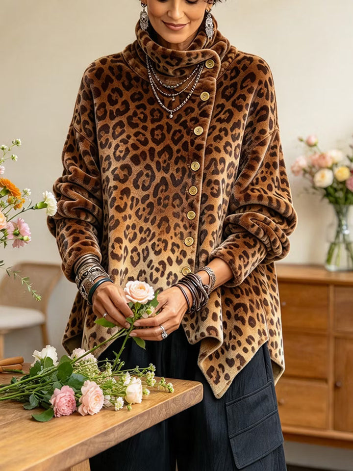 Cilla - hochgeschlossener Pullover mit Leopardenmuster
