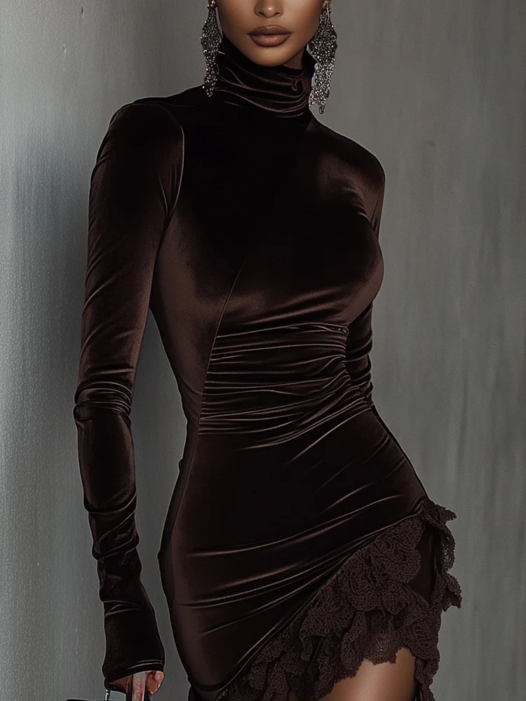 Arcelisse - Samt-Minikleid mit Spitze und Rollkragen