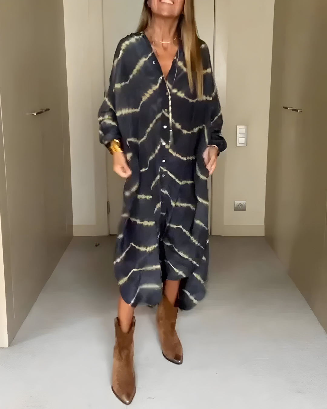 Aviyra - Weiches gestreiftes Boho-Maxikleid