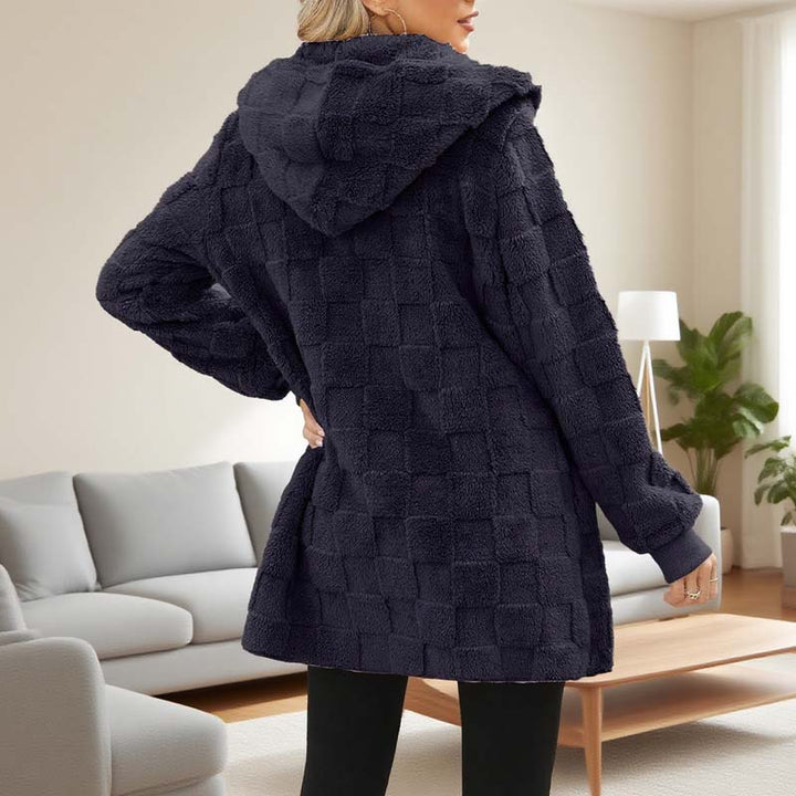Zinnabelle - flauschige Kapuzenstrickjacke