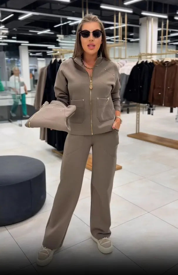 Floranique - Zweiteiliges Set mit weicher Haptik aus kurzer Jacke mit Reißverschluss und weiter Hose