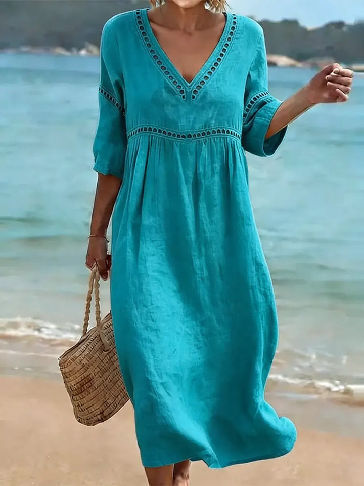 Quessia - Soft-Touch-Kleid mit V-Ausschnitt