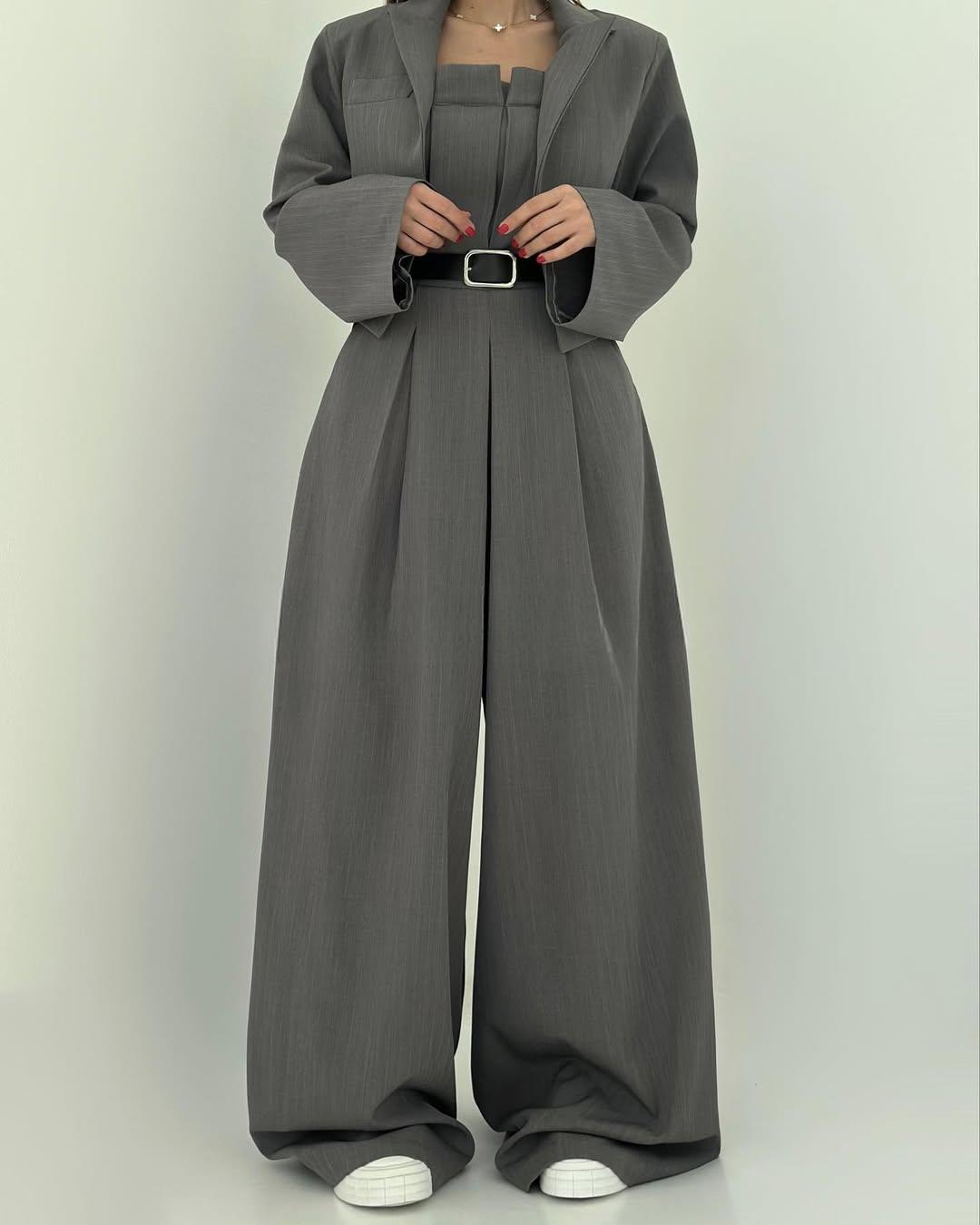 Lorayae - Soft-Touch Set aus weit geschnittenem Jumpsuit und Jacke