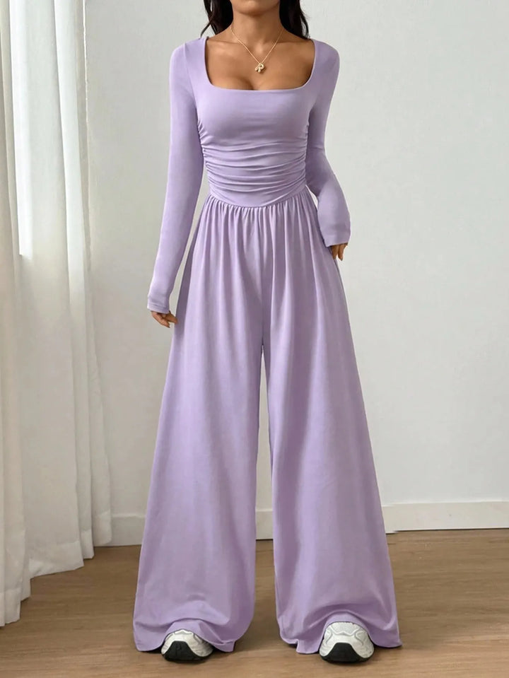 Alise - Jumpsuit mit Rüschen, Karree-Ausschnitt und weiten Beinen