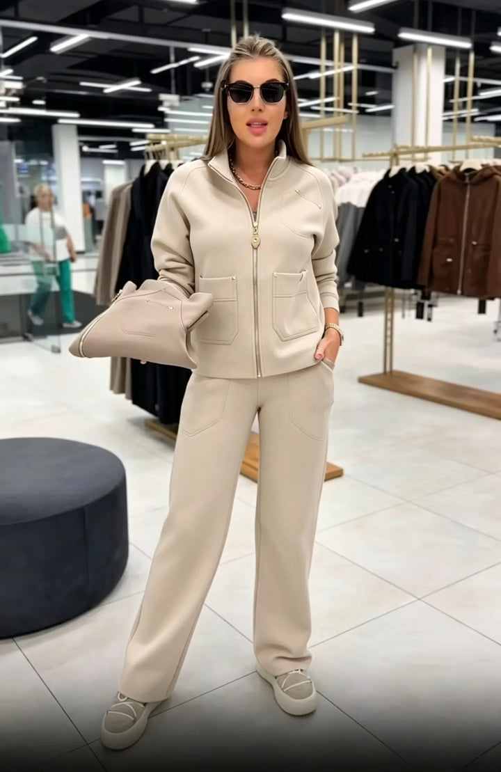 Floranique - Zweiteiliges Set mit weicher Haptik aus kurzer Jacke mit Reißverschluss und weiter Hose