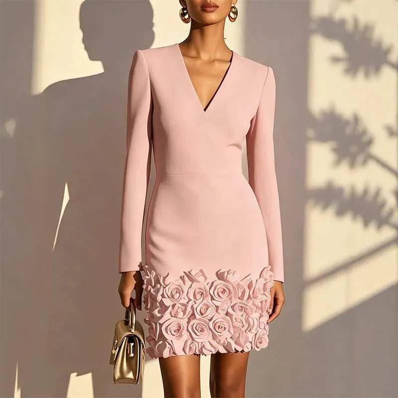 Bernadette - Soft-Touch-Langarmkleid mit V-Ausschnitt und roséfarbenem Saum