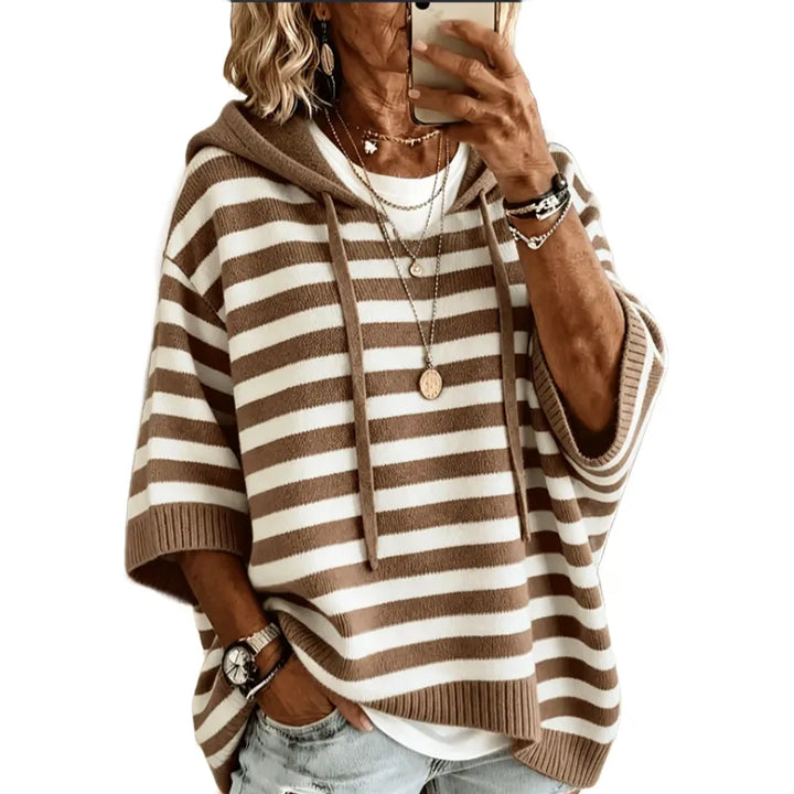 Leontine - gestreifter Strick-Kapuzenpullover