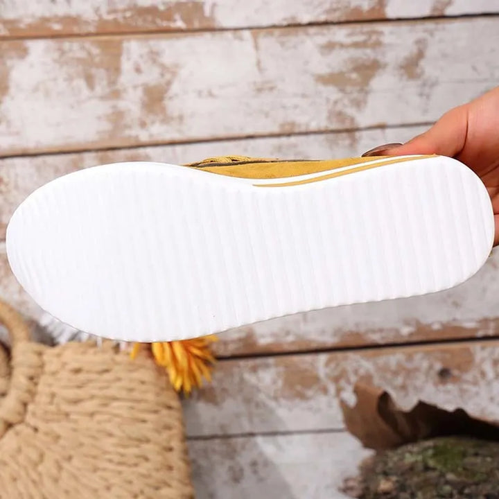 Eirwen - Gepolsterte Plateauschnürschuhe