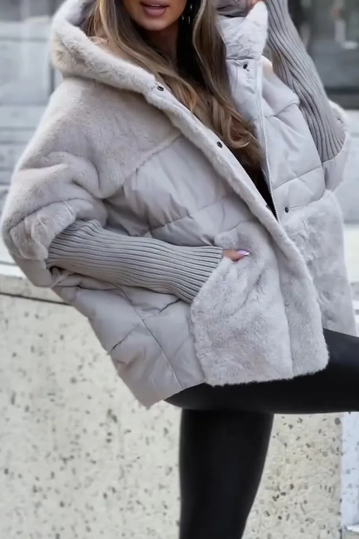 Audra - wärmeisolierte Winterjacke mit Kapuze