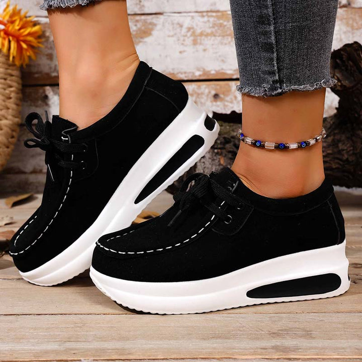 Eirwen - Gepolsterte Plateauschnürschuhe