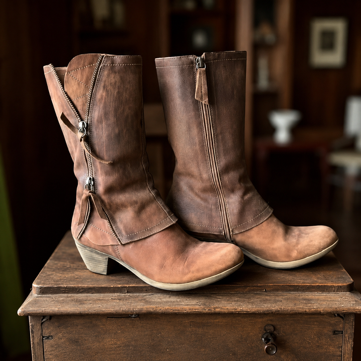 Mairead - Premium wadenhohe Stiefel mit Blockabsatz