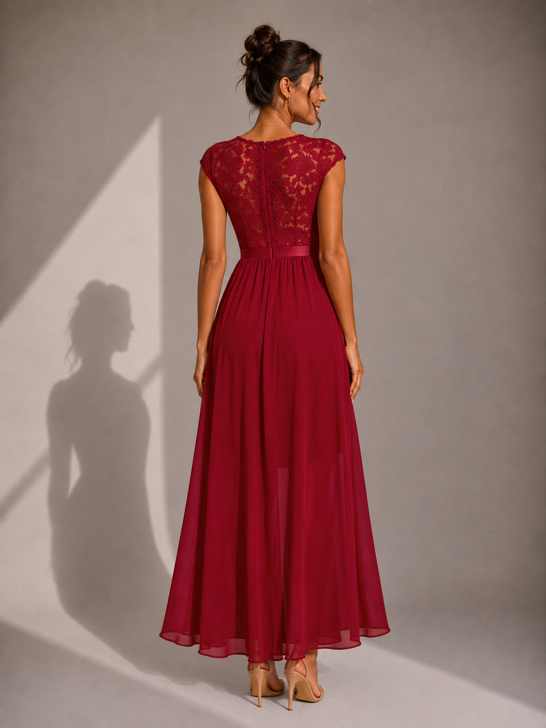 Ainsley - besticktes Abendkleid