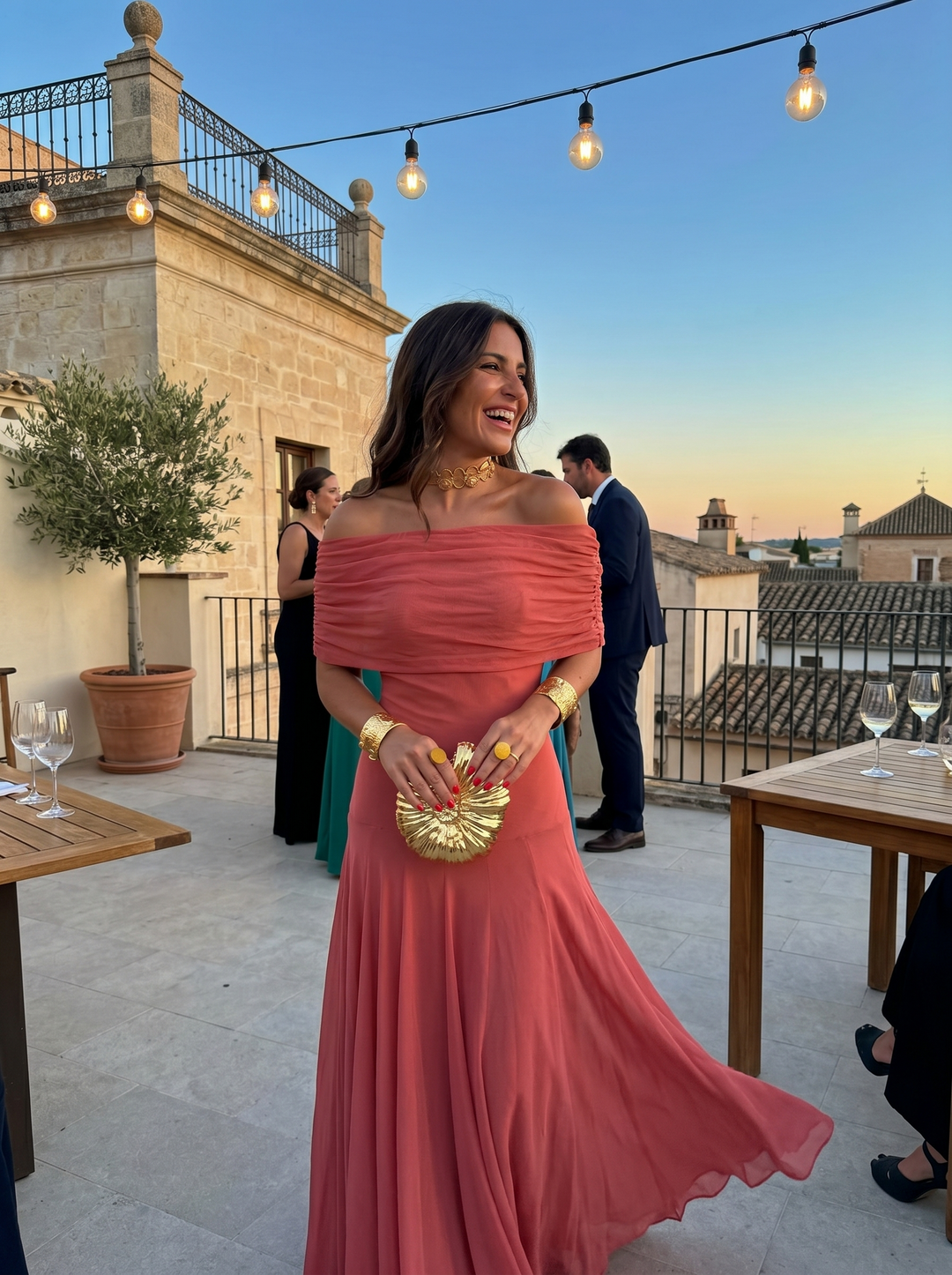 Kaida - Drapiertes Carmen-Kleid