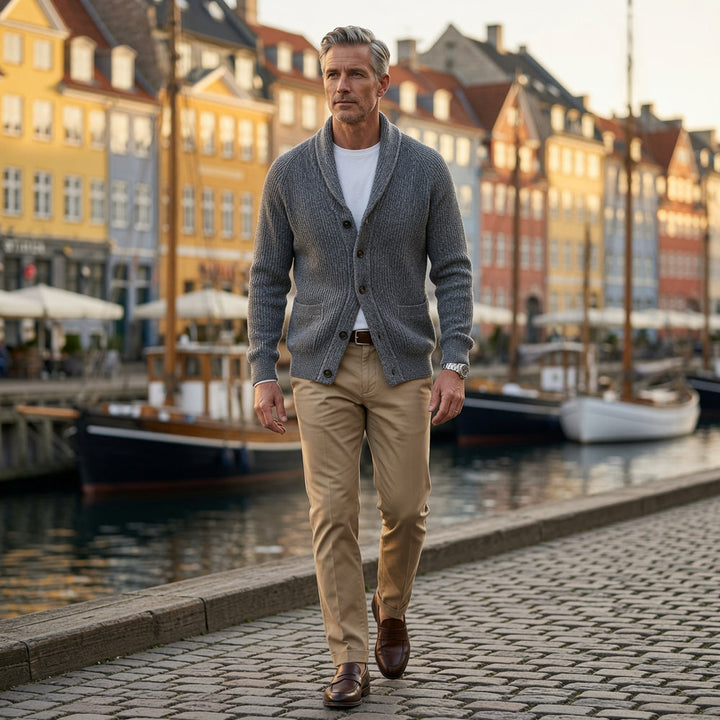 Bevan - Strukturierte Strickjacke mit Schalkragen