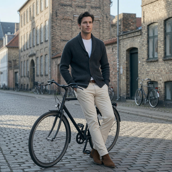 Bevan - Strukturierte Strickjacke mit Schalkragen