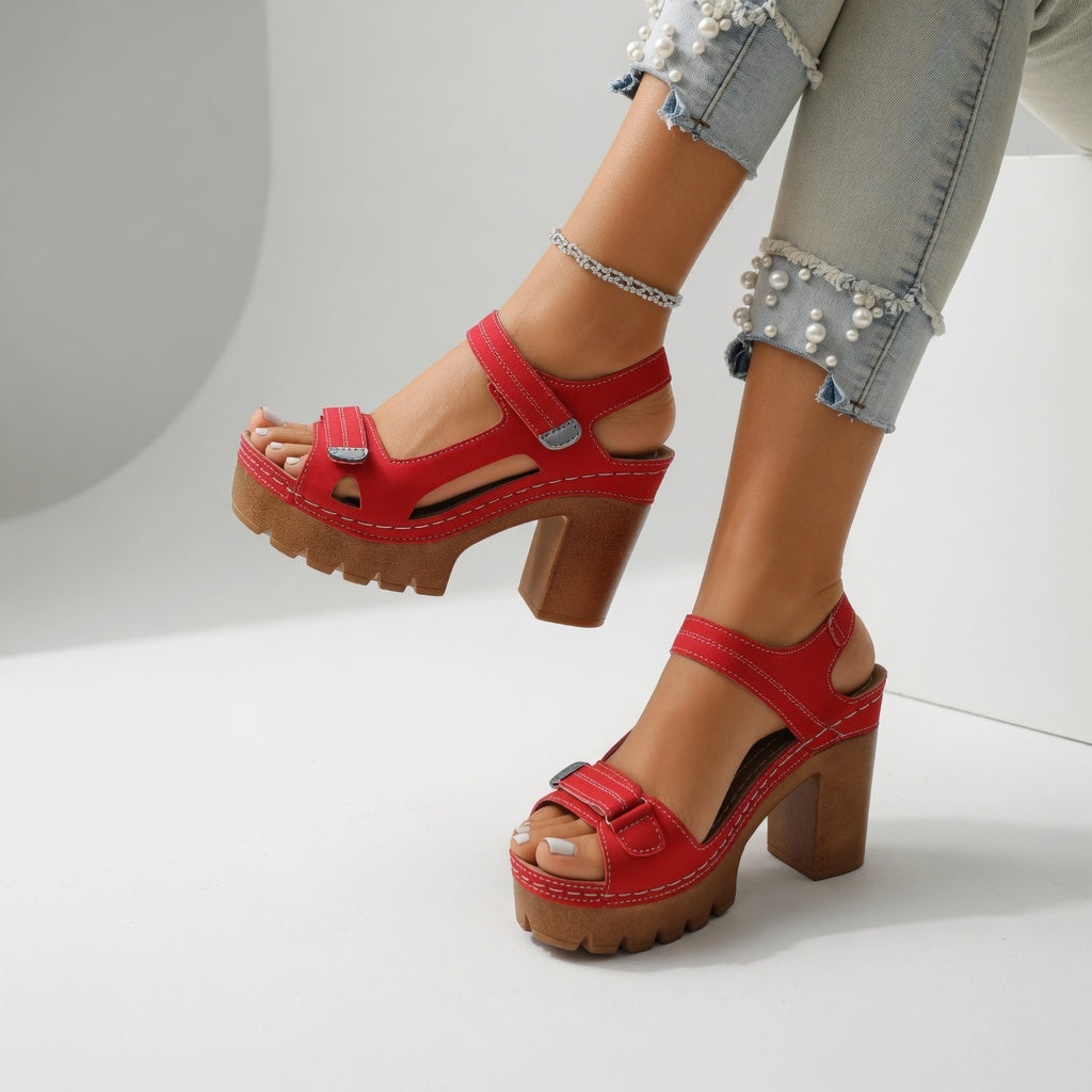 Roselyn - Plateau-Sandalette mit skulpturalem Blockabsatz