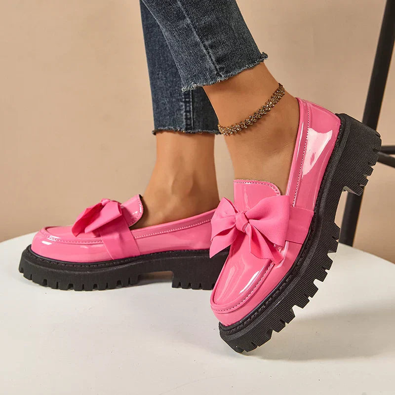 Eliza – Glänzende Plateau-Loafer