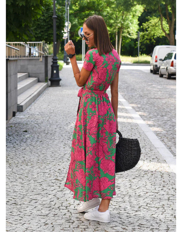 Zayvia - Figurformendes Soft-Touch-Kleid mit V-Ausschnitt