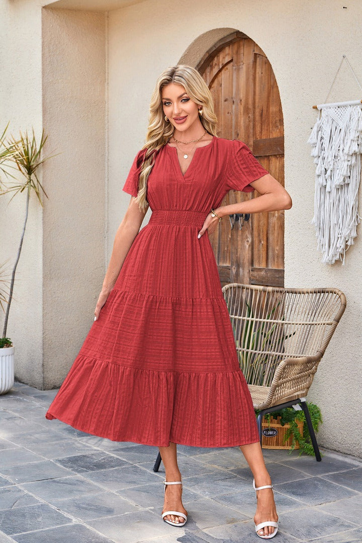 Astrelle - Strukturiertes, stufiges Maxikleid