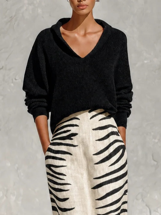Aelyra - Strickpullover in Soft-Touch-Qualität & Leinen-Midirock mit Zebraprint