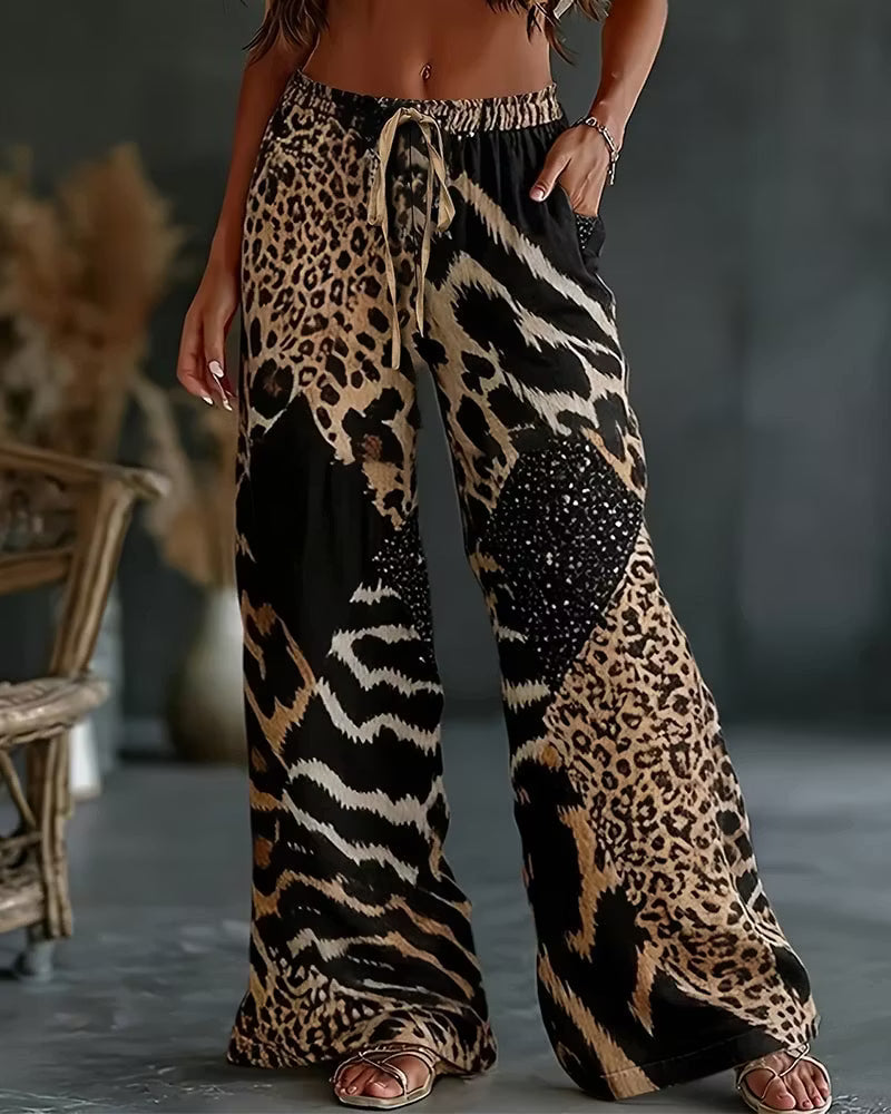 Elfrida - Weiche Wide-Leg-Hose mit Leo-Patchwork