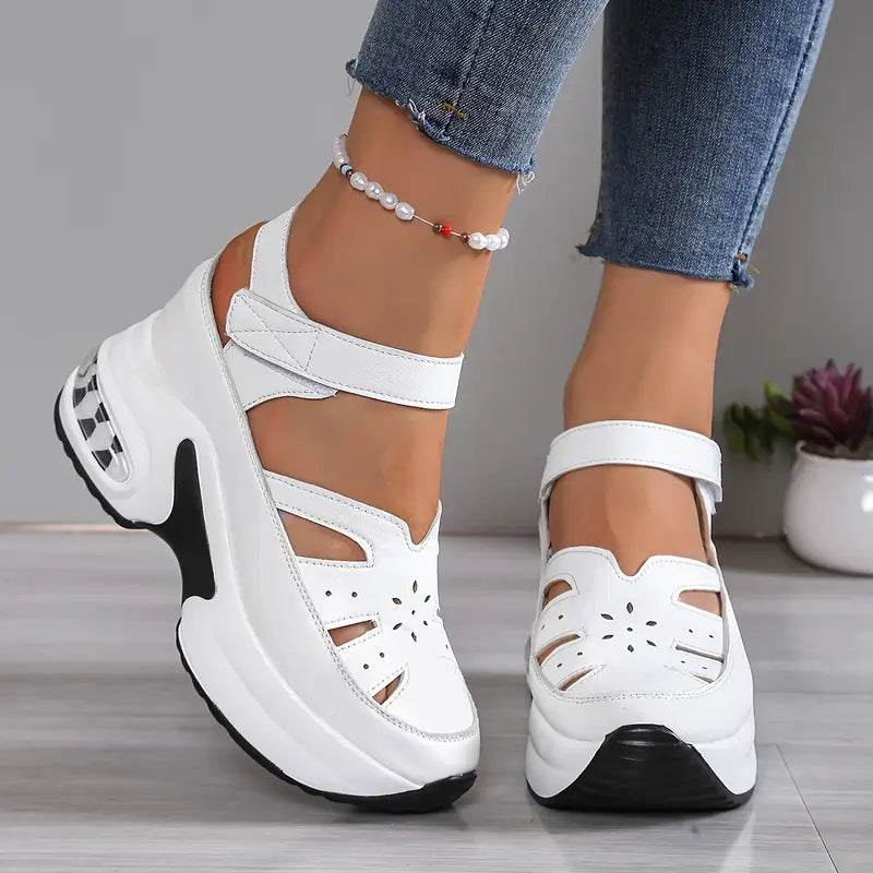 Taniae - gepolsterte orthopädische Keilsandalen