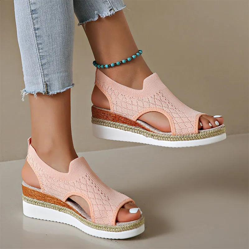 Orianne - atmungsaktive Peep-Toe-Wedges