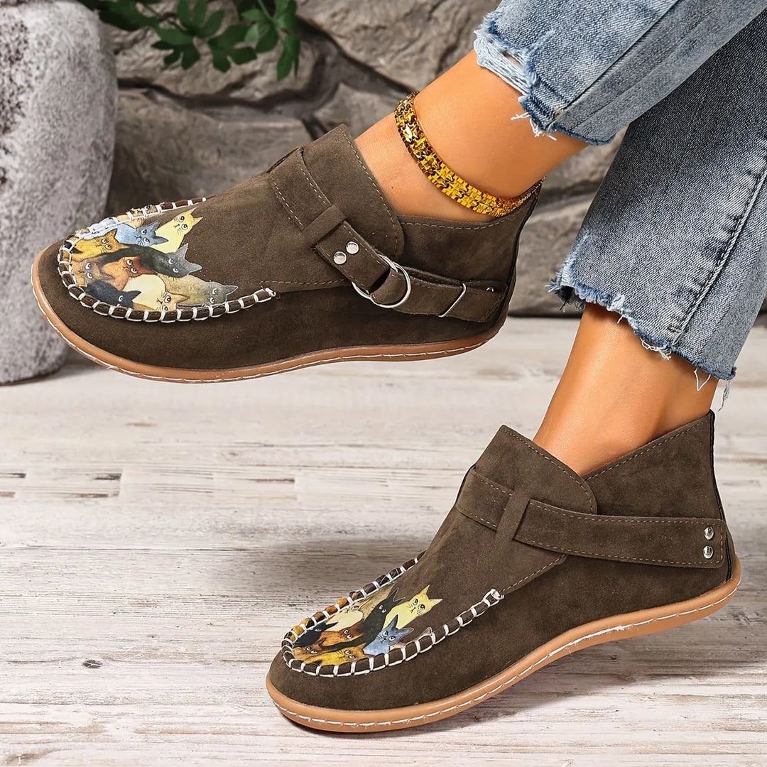 Cara - Bequemer Slipper mit Schnallendetail