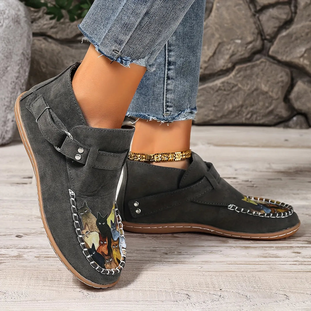 Cara - Bequemer Slipper mit Schnallendetail