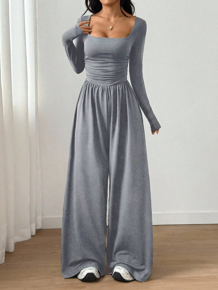 Alise - Jumpsuit mit Rüschen, Karree-Ausschnitt und weiten Beinen