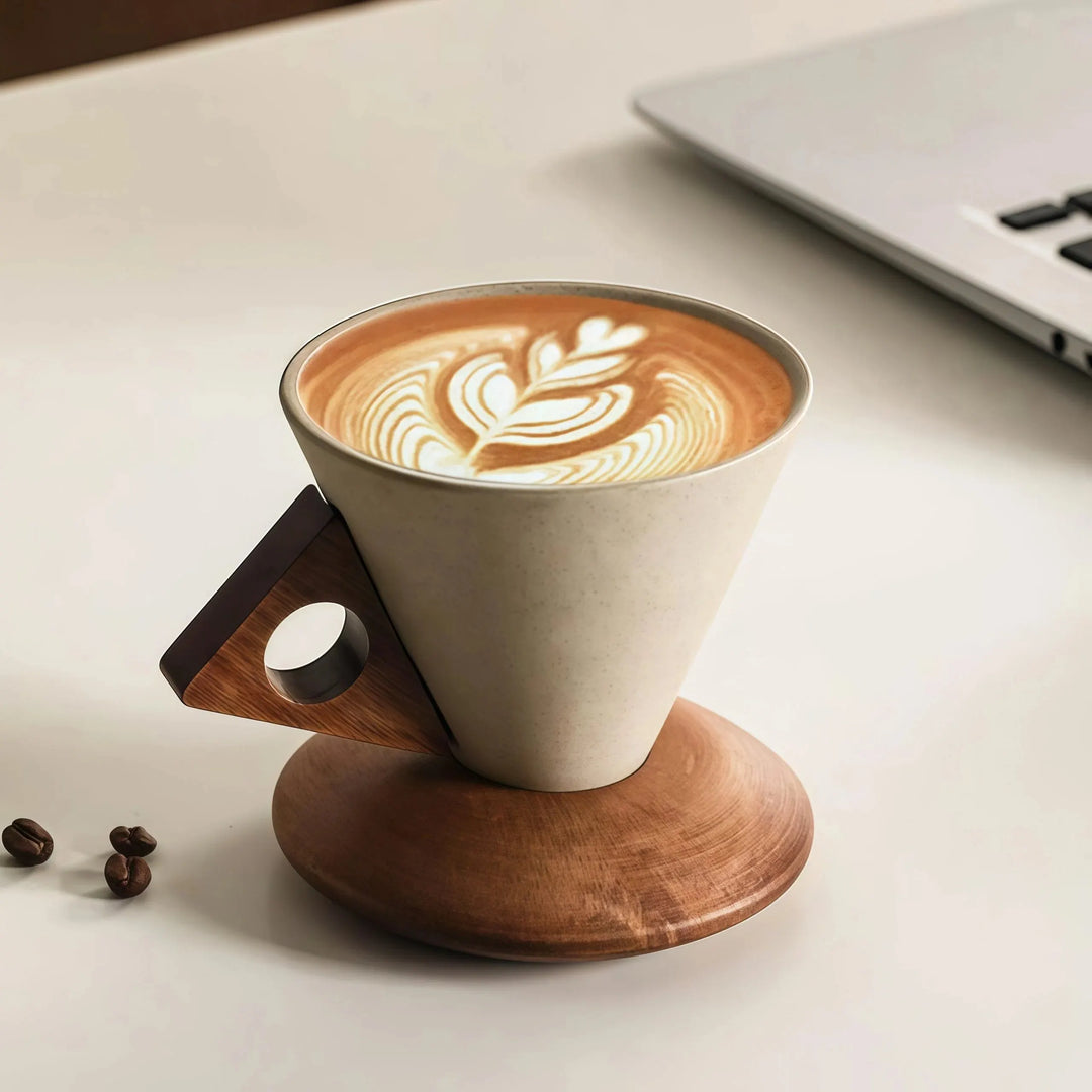 Mabel - Konische Premium-Kaffeetasse