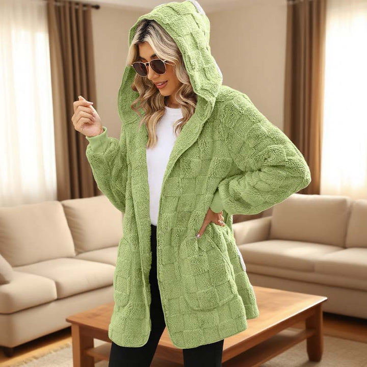 Zinnabelle - flauschige Kapuzenstrickjacke