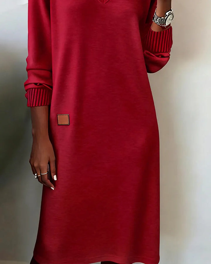 Galenique - Legeres Strickkleid mit V-Ausschnitt
