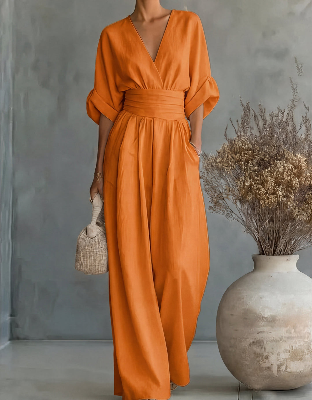 Xylora - Hochwertiger weitbeiniger Jumpsuit mit V-Ausschnitt