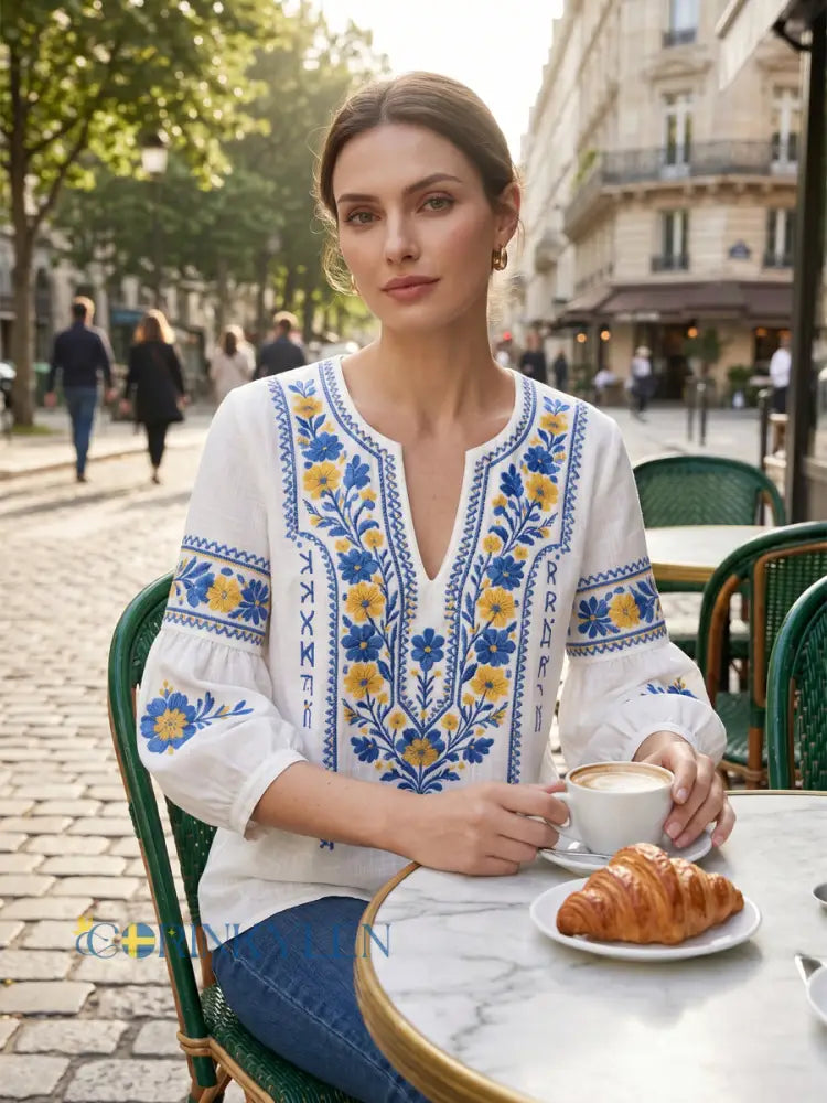 Everly - Bluse mit weicher Haptik und floralem Muster